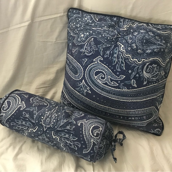 Ralph Lauren Putney Paisley Blue & White Paisley Accent Pillow Set